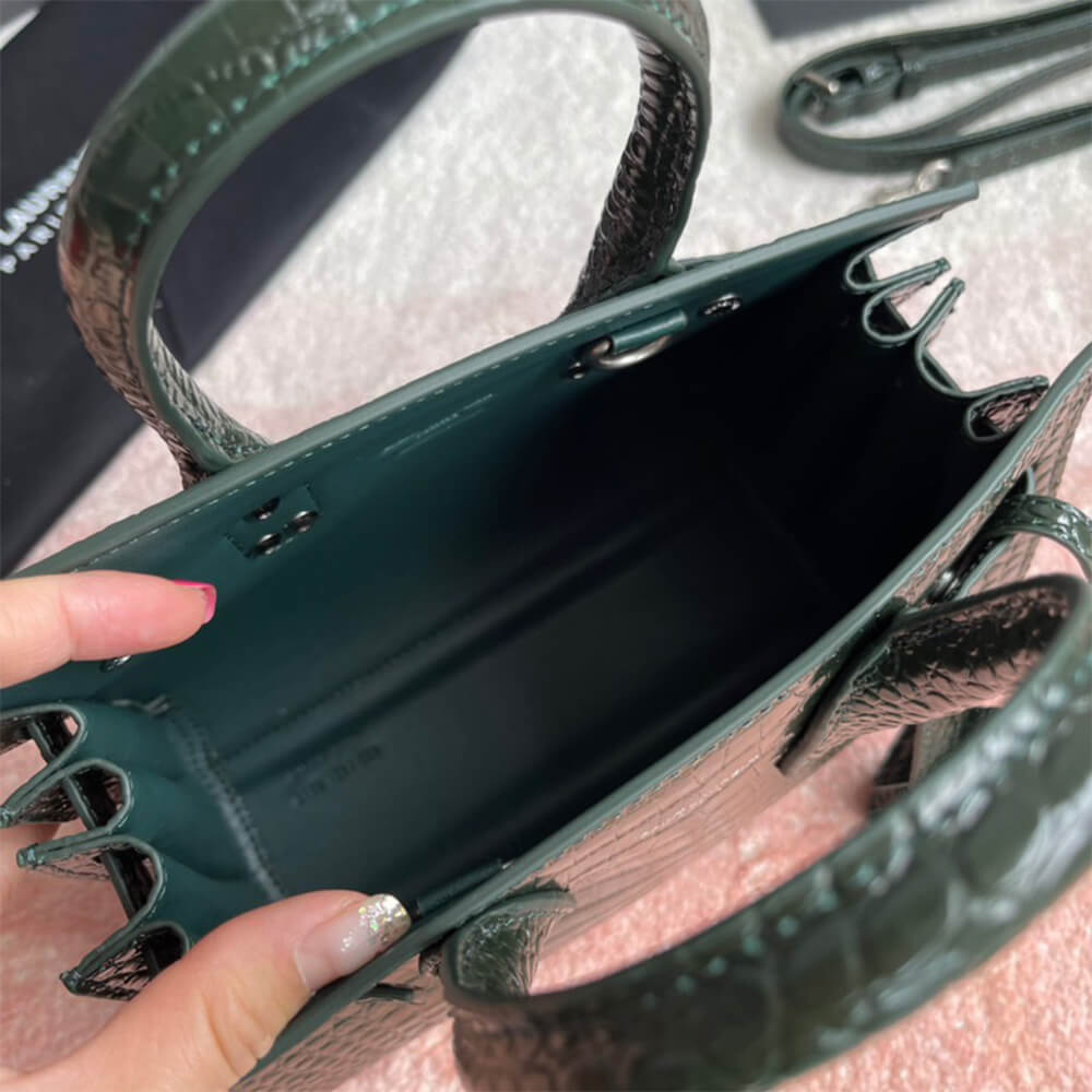 Y51 SAC DE JOUR NANO IN EMBOSSED CROCODILE SHINY LEATHER