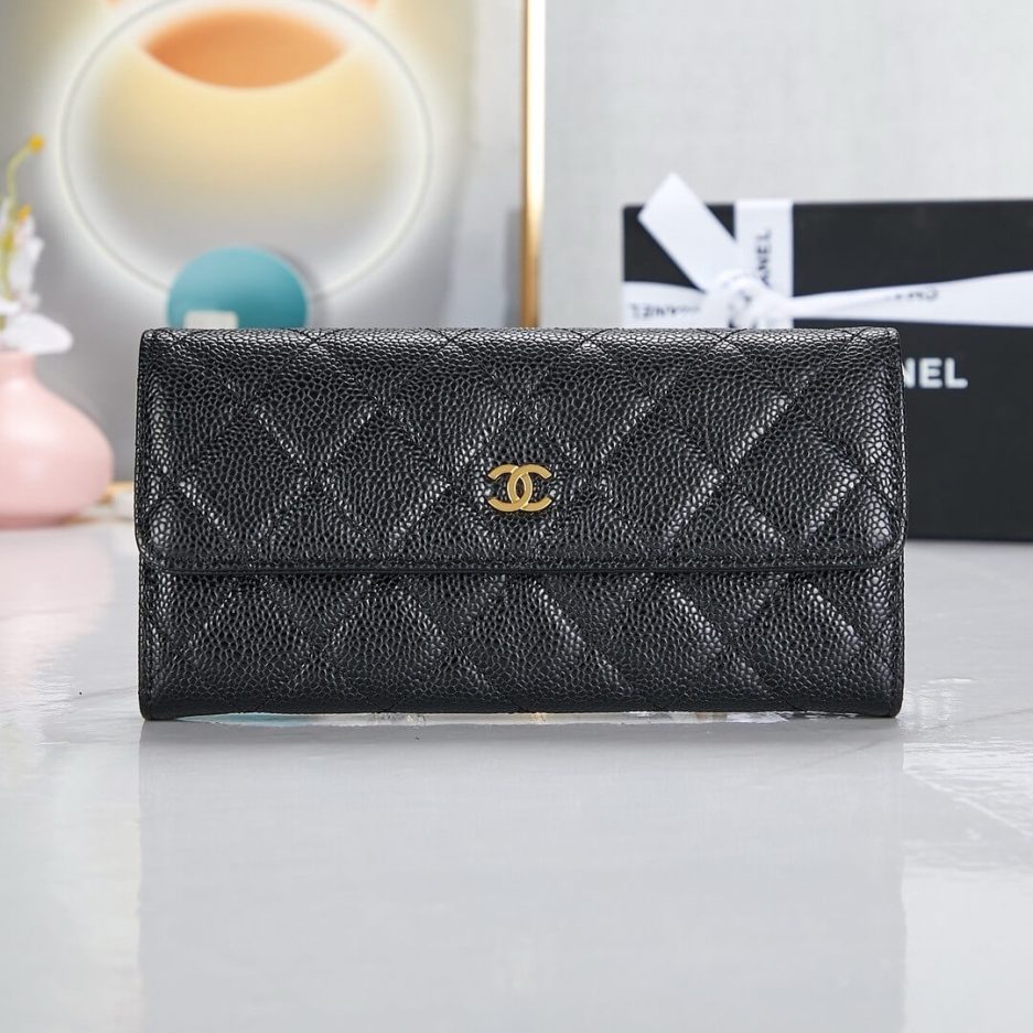 Ch**el classic long wallet