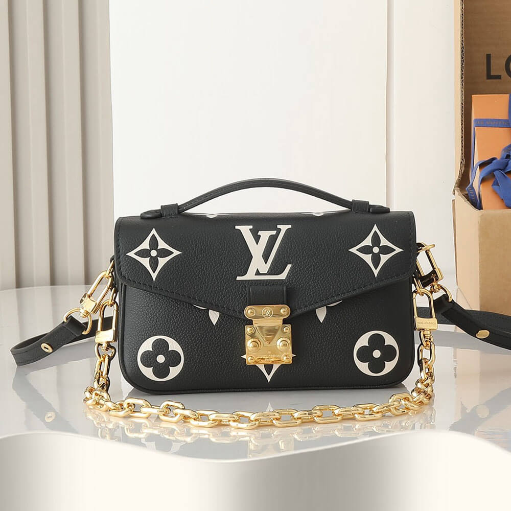 LV Pochette Métis East West