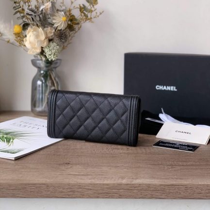 Ch**el classic long wallet