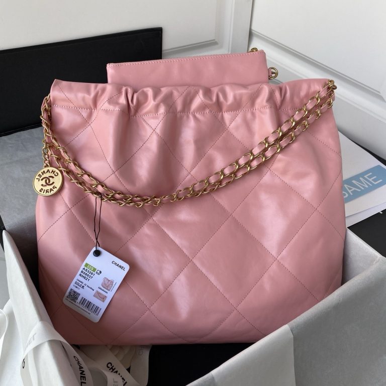 Ch**el 22 SMALL HANDBAG
