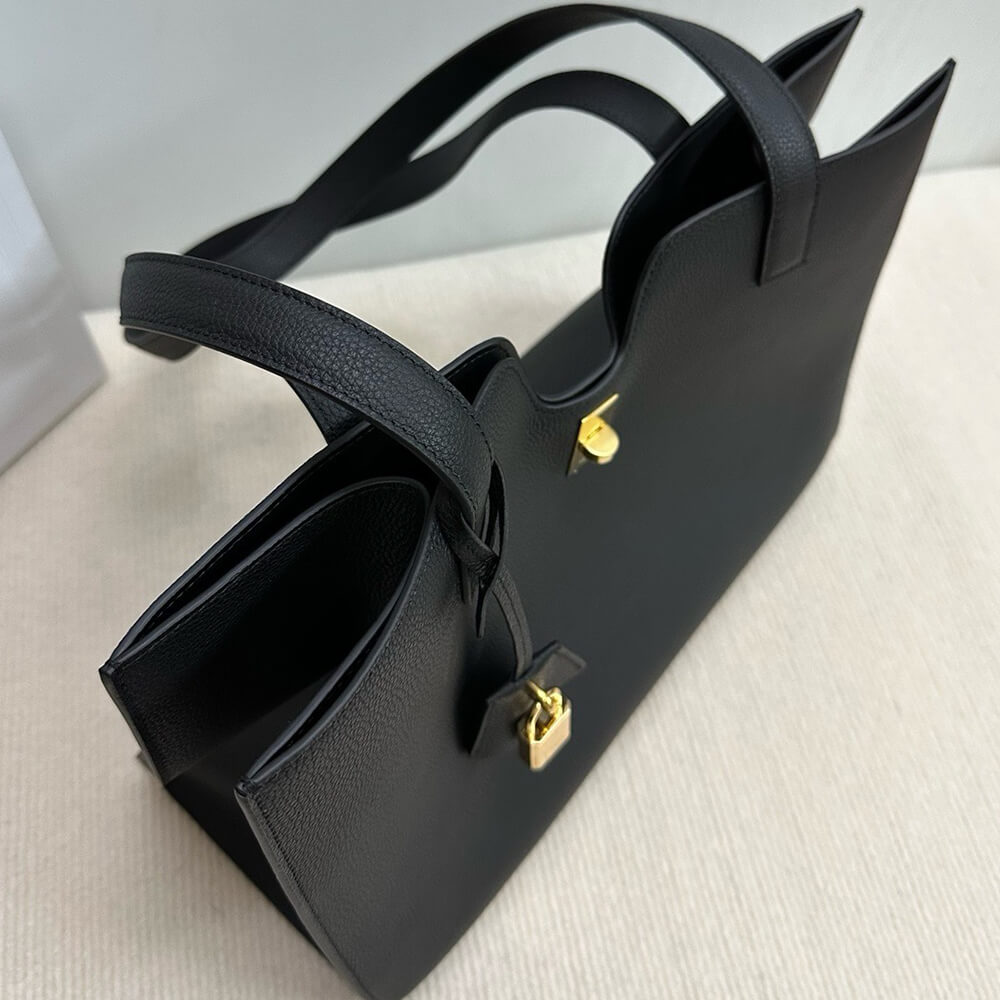 Ce1i*e CABAS 16 IN S*pPLE GRAINED CALFSKIN