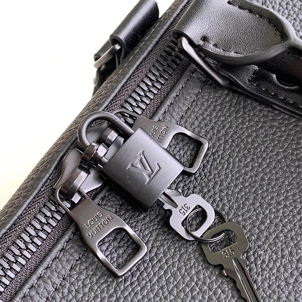 LV Keepall Bandoulière 50