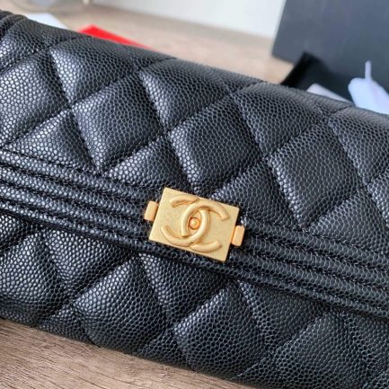 Ch**el classic long wallet