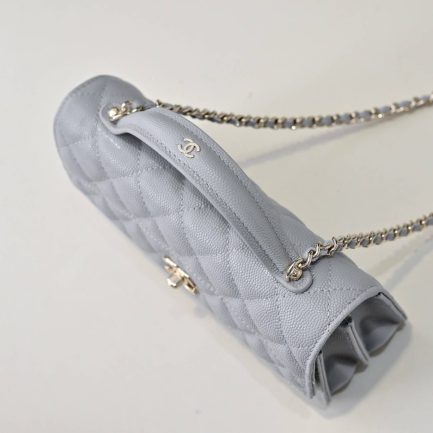 Ch**el Chain Clutch