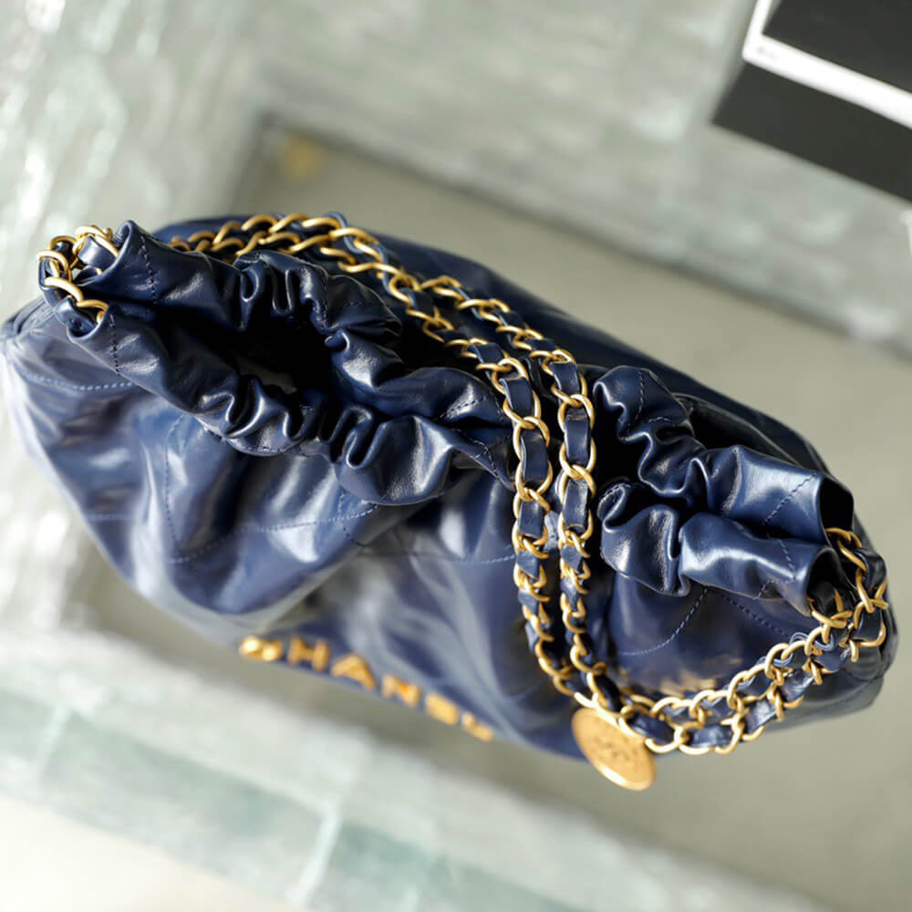 Ch**el 22 HANDBAG(high-end grade)