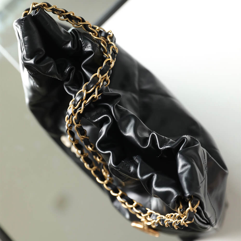 Ch**el 22 HANDBAG(high-end grade)