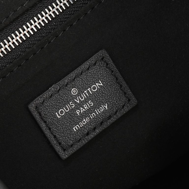 LV CarryAll Cargo Vibe PM