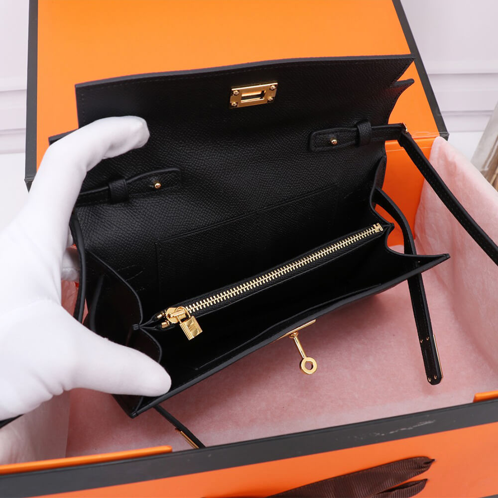H**me5 Kelly Classique To Go wallet