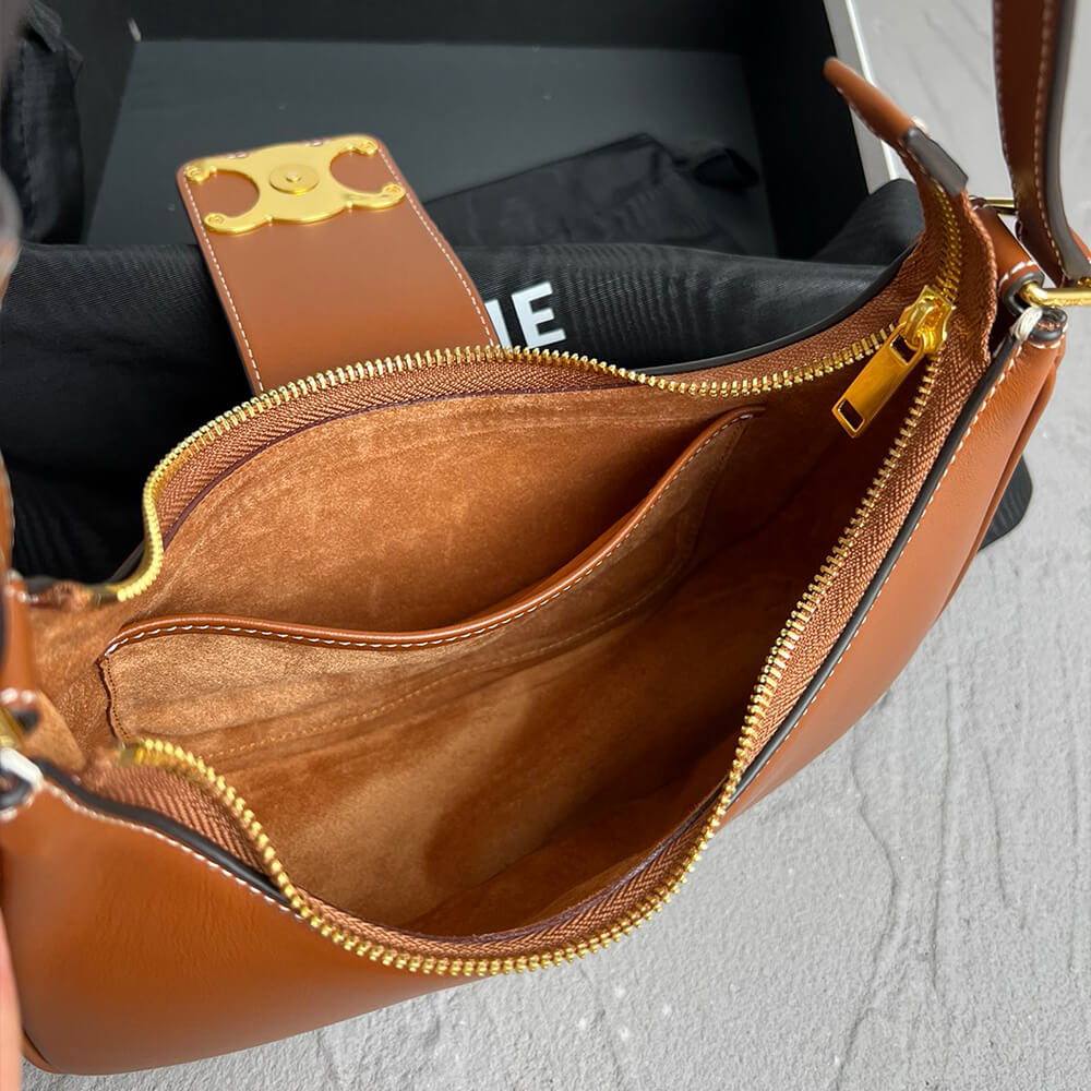 Ce1i*e MEDIUM AVA TRIOMPHE BAG in Smooth Calfskin