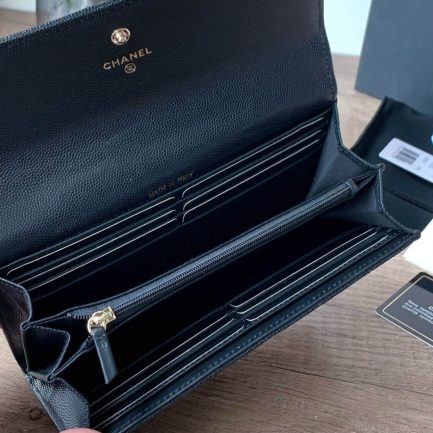 Ch**el classic long wallet