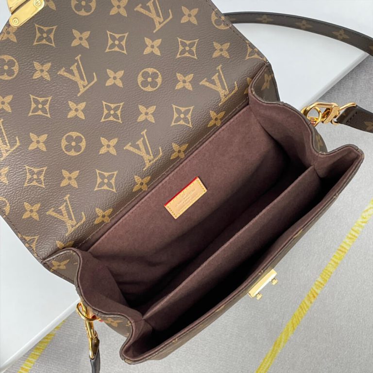 LV Pochette Metis