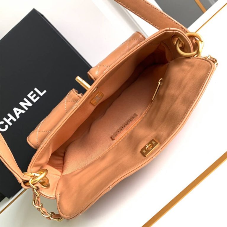 Ch**el 24P hobo
