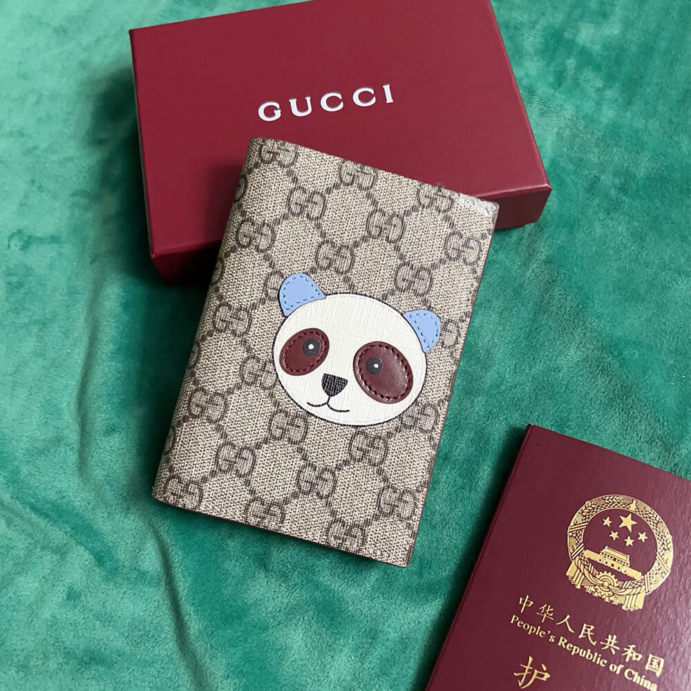Bi-color GG card case with Panda detail