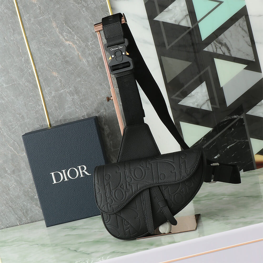 D10r Saddle Bag