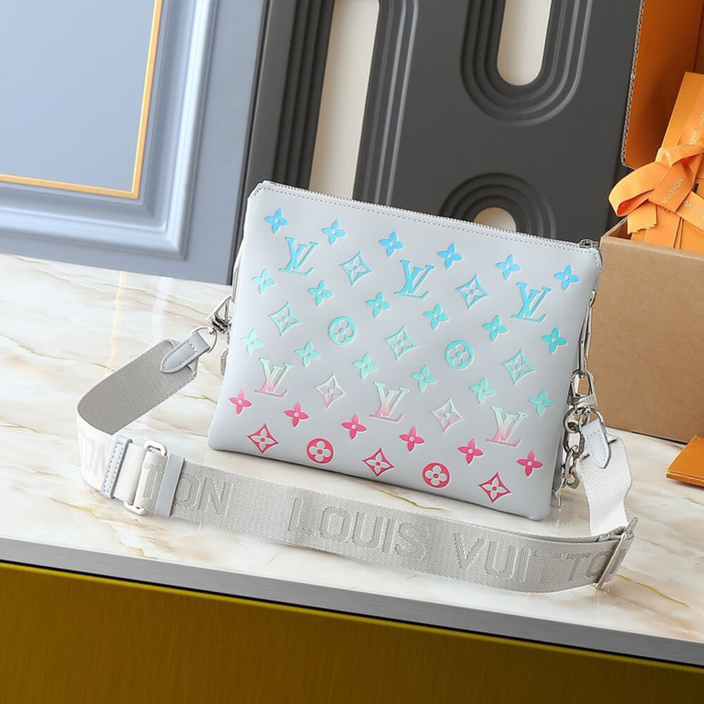 LV Coussin PM
