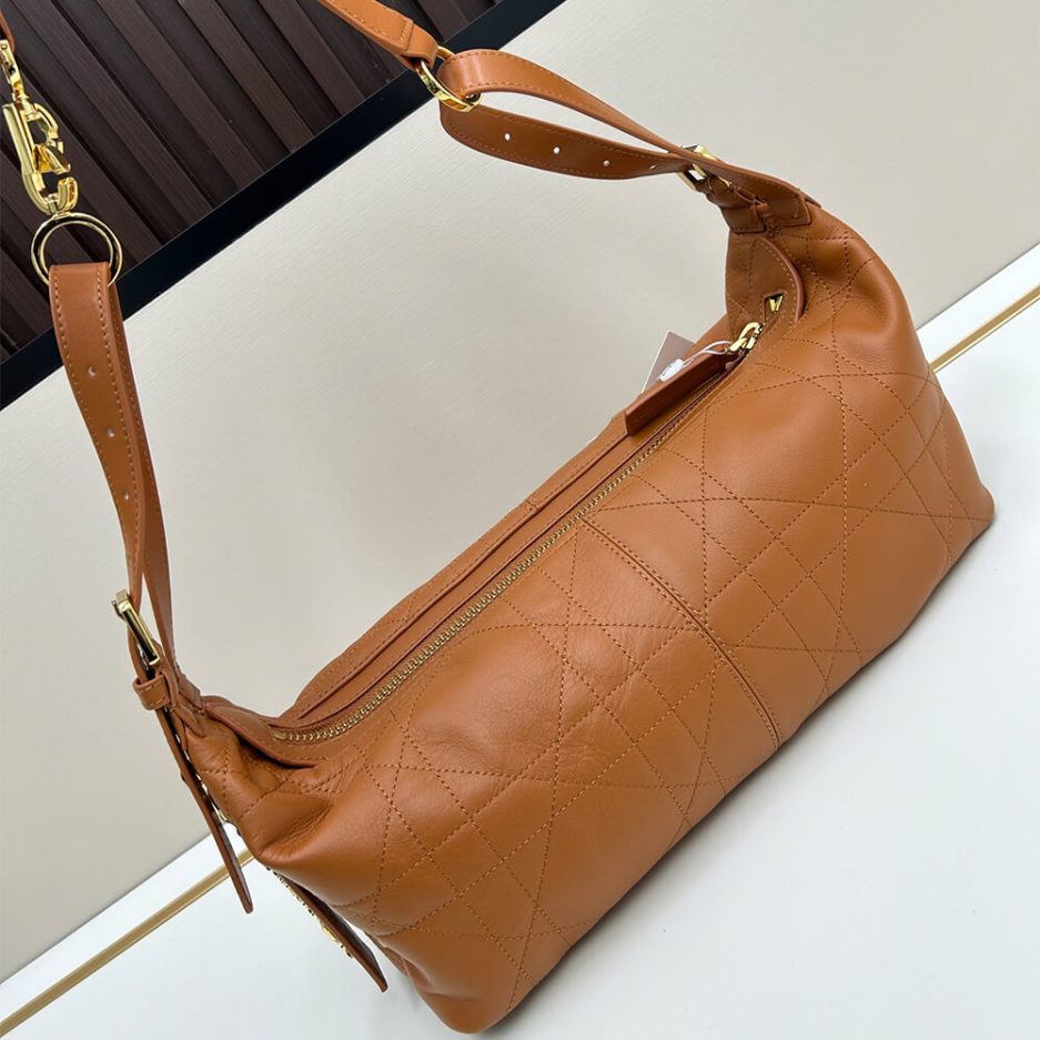 D10r Medium D-Journey Bag in Vintage Smooth Calfskin(high-end grade)