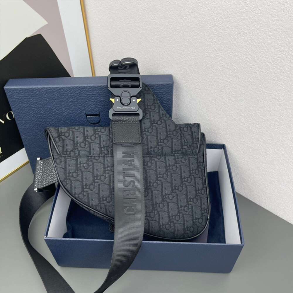 D10r Saddle Bag
