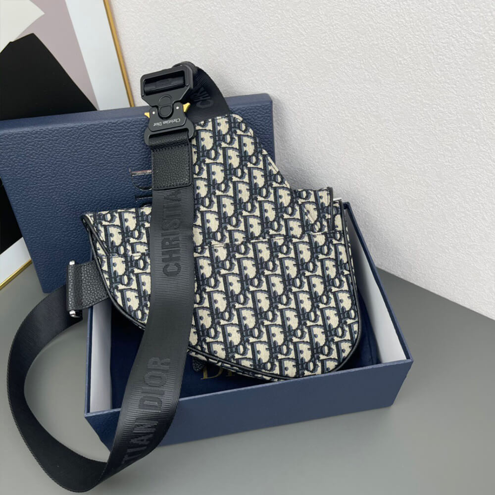 D10r Saddle Bag