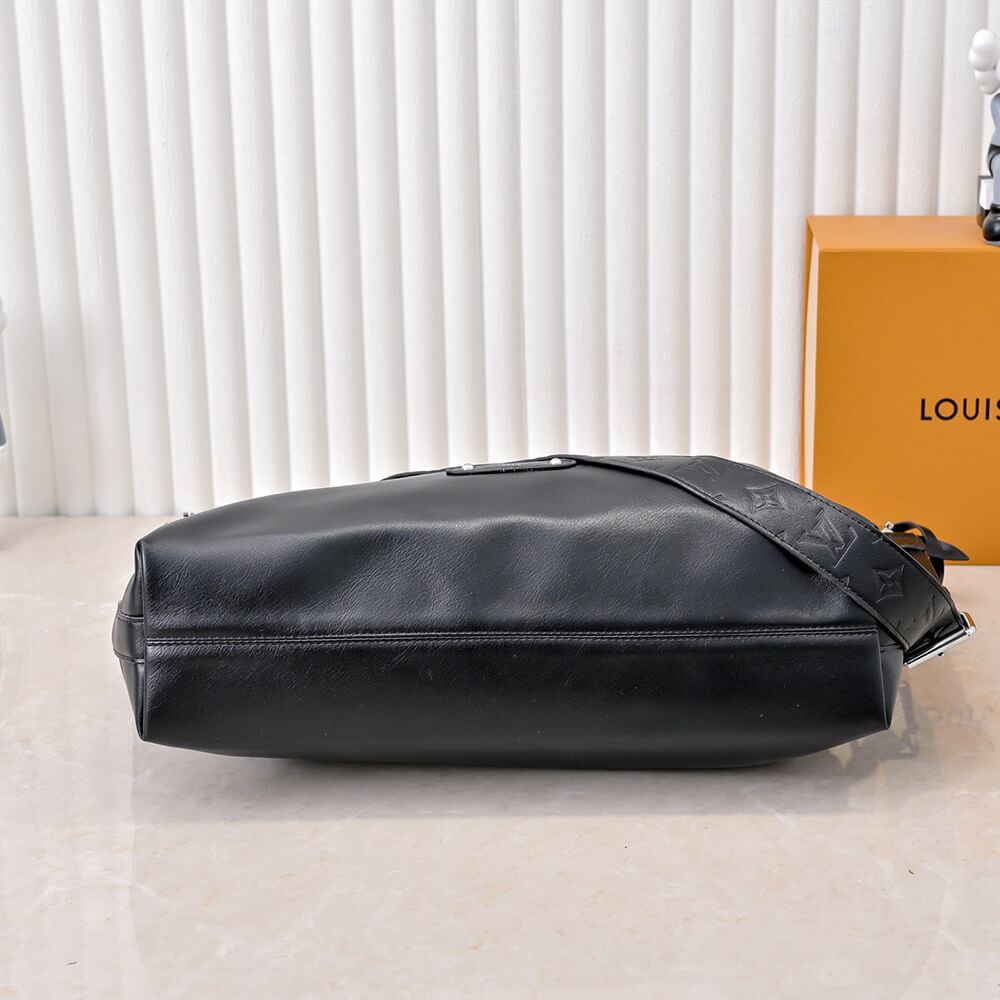 LV VAGABOND HOBO