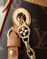 LV CarryAll BB