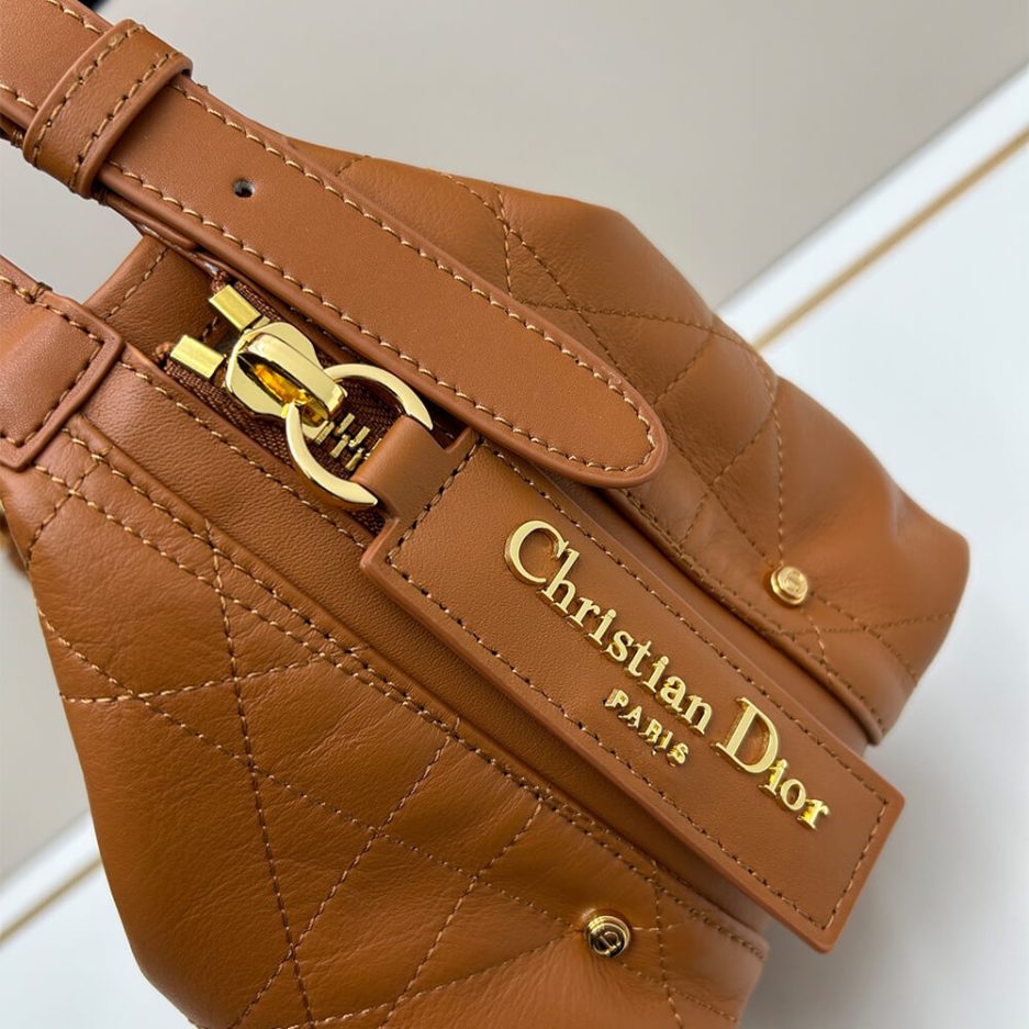 D10r Medium D-Journey Bag in Vintage Smooth Calfskin(high-end grade)