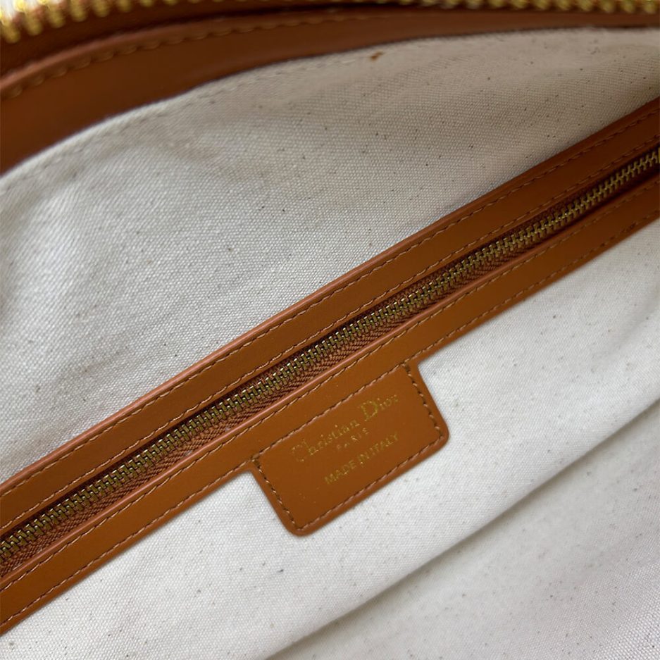 D10r Medium D-Journey Bag in Vintage Smooth Calfskin(high-end grade)