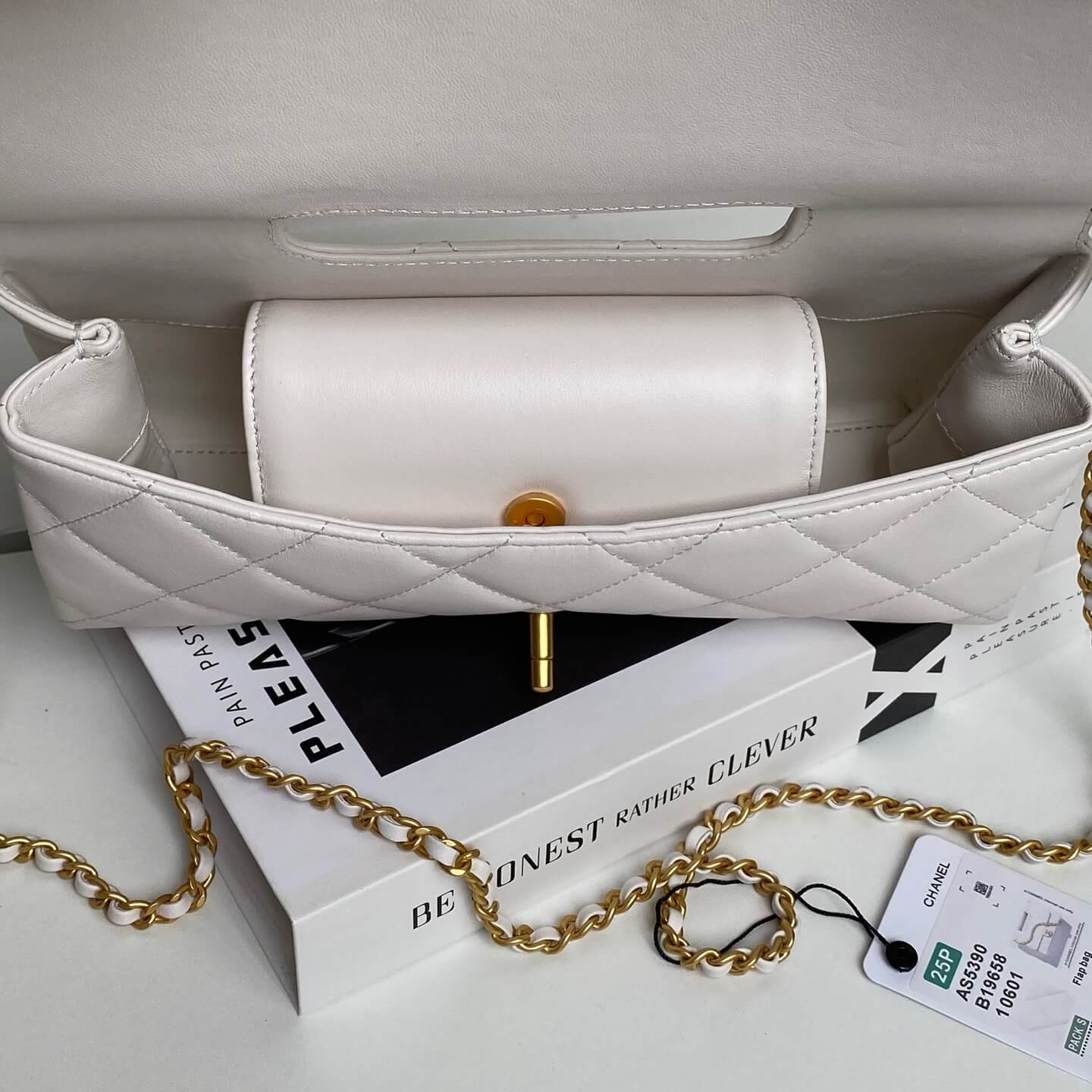 Ch**el Flap Bag With Top Handle(HIGH-END GRADE)