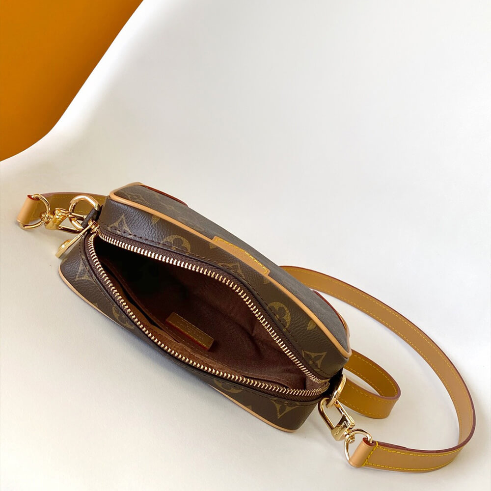 LV Trocadéro Wearable Wallet