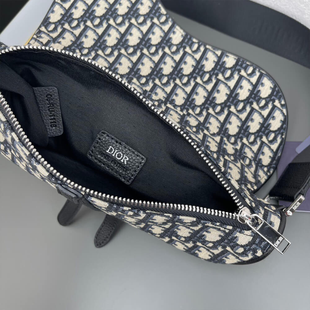 D10r Saddle Bag
