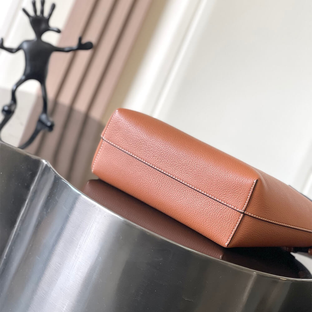 Ce1i*e MINI CABAS ANAIS CUIR TRIOMPHE in Grained calfskin