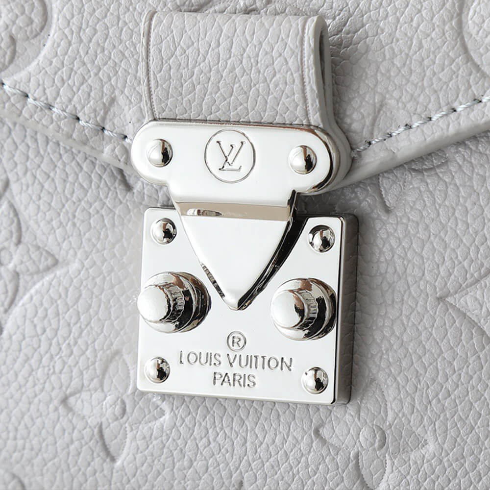 LV Pochette Métis