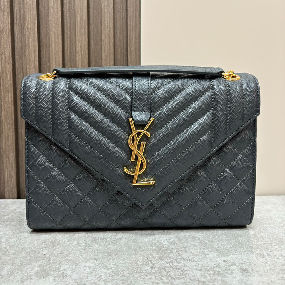 Y51 envelope medium in grained leather