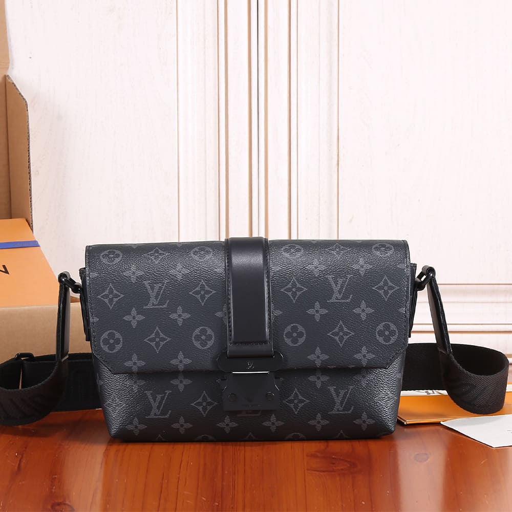 LV S-Cape Messenger