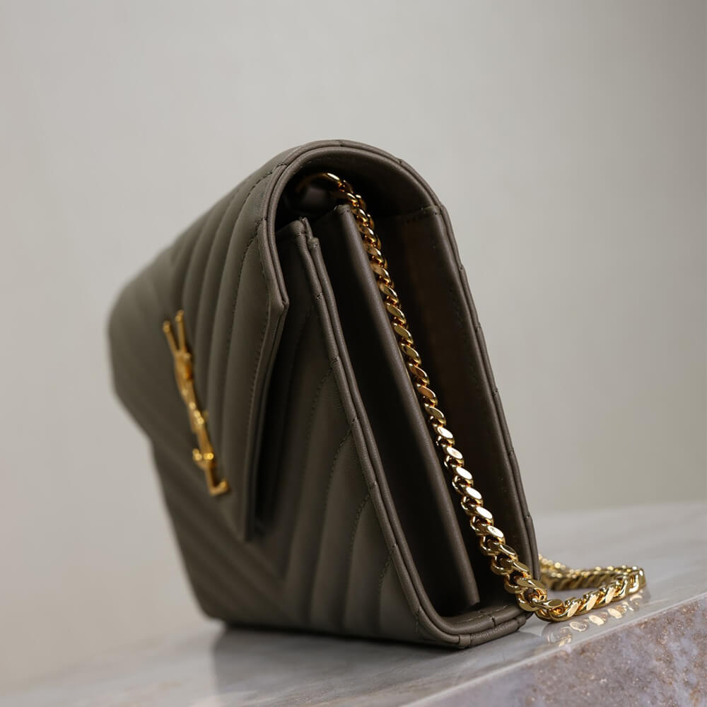 Y51 cassandre chain wallet in lambskin