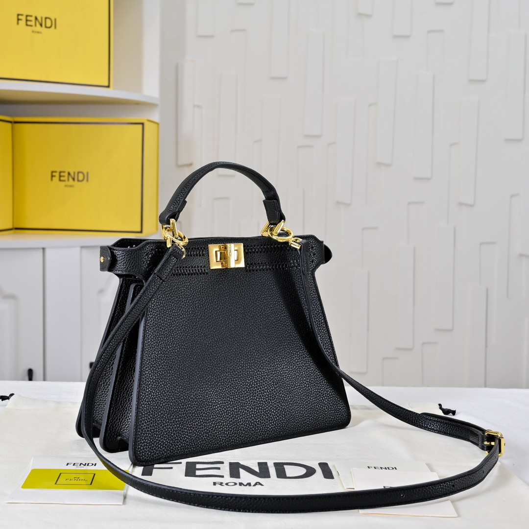 F**di Iconic Peekaboo ISeeU