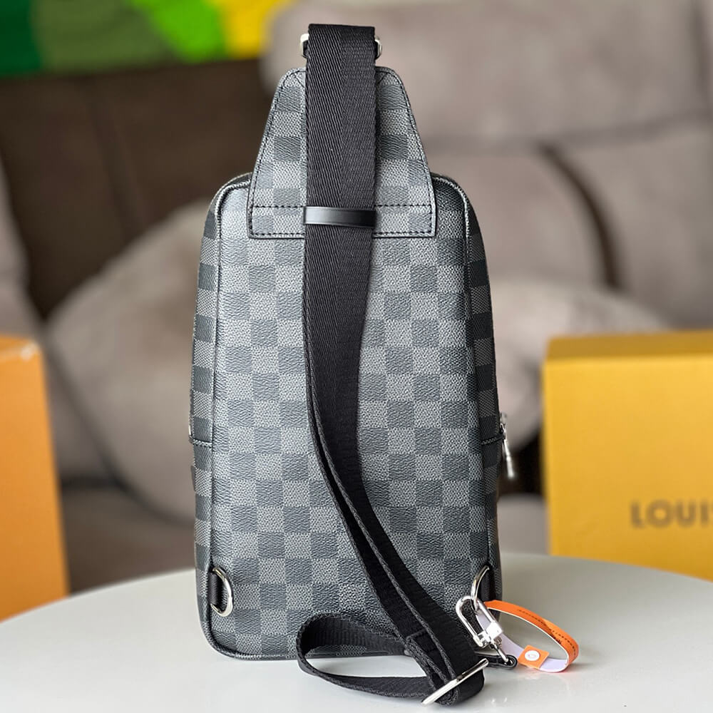 LV Avenue Slingbag NM