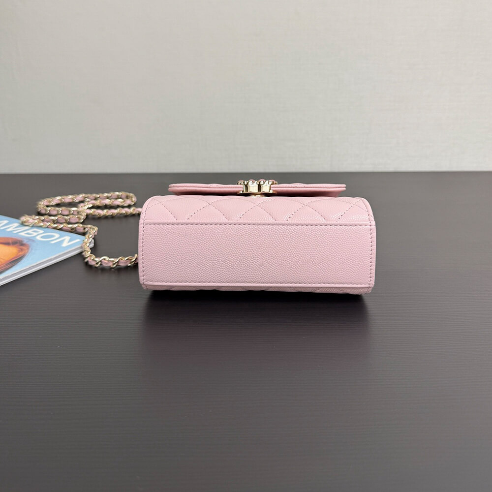 Ch**el Clutch With Chain(HIGH-END GRADE)