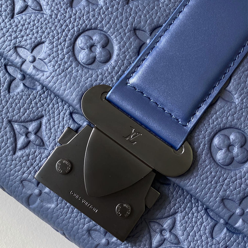 LV S-Cape Messenger