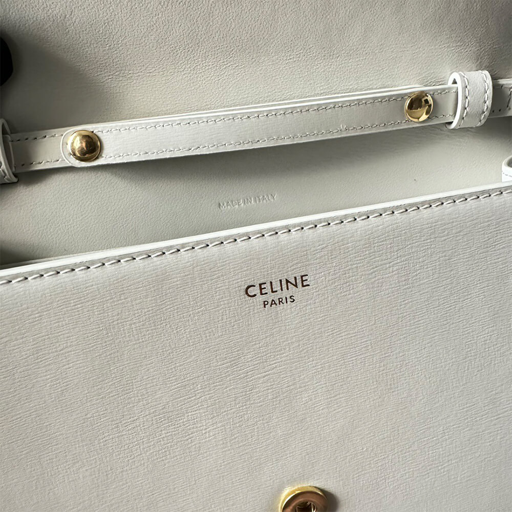 WALLET ON CHAIN MARGO in Shiny calfskin(HIGH-END GRADE)