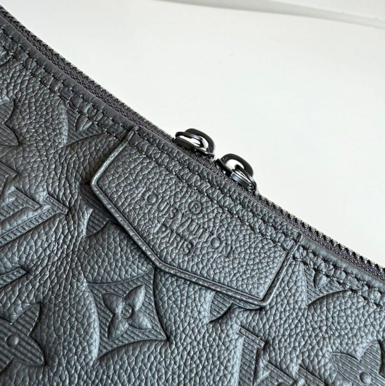 LV Hobo Hamac Bag