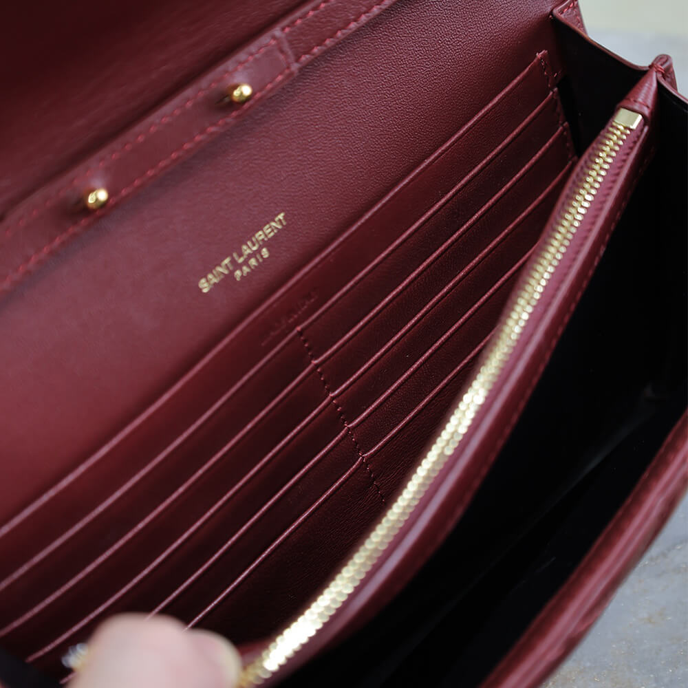 Y51 cassandre chain wallet in lambskin