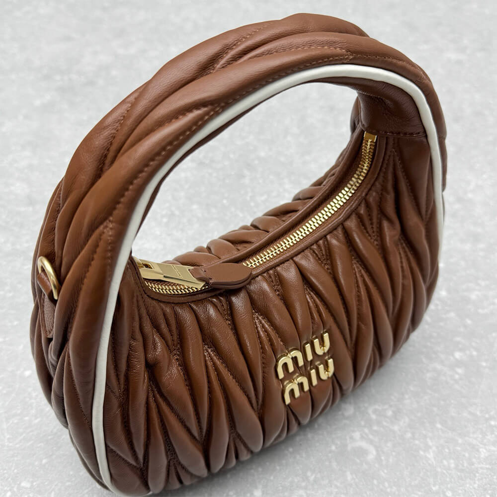 M1um1u Wander matelassé nappa leather bag(HIGH-END GRADE)