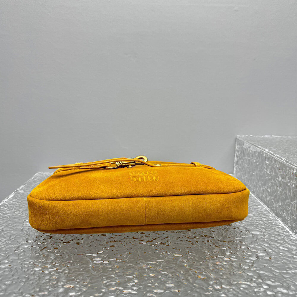 M1um1u Regular Aventure suede bag(HIGH-END GRADE)