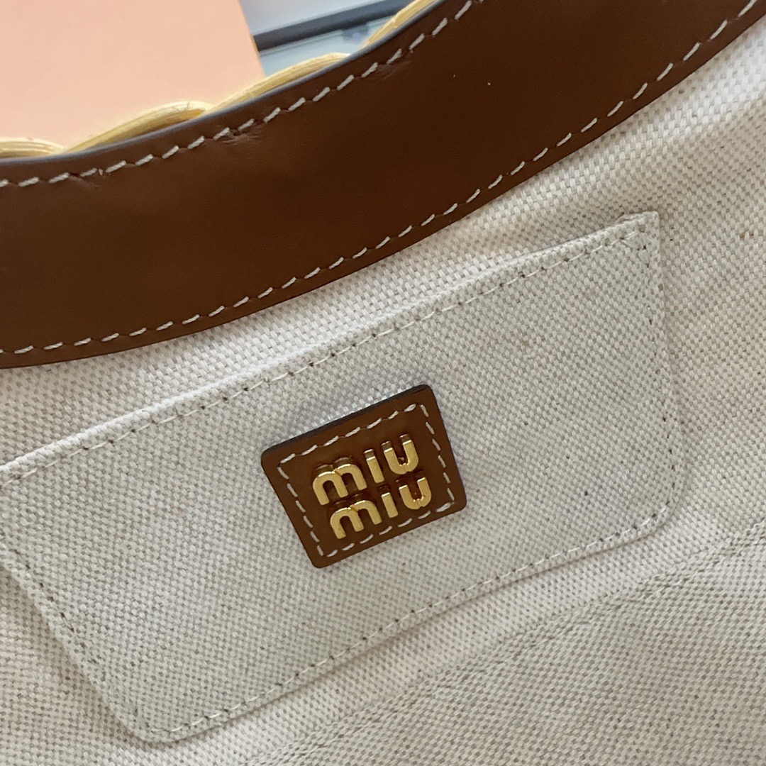 M1um1u Wander wicker handbag(HIGH-END GRADE)