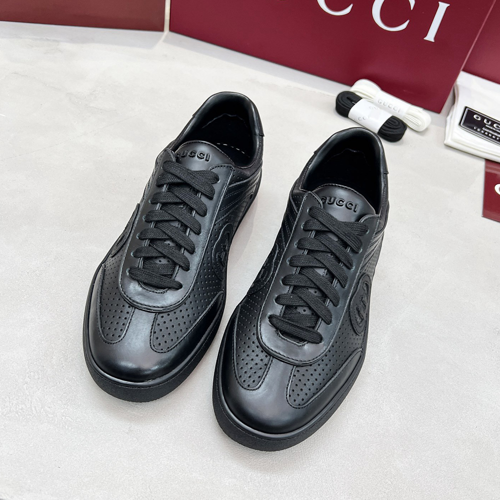 Gvc*1 BLACK Sneakers with logo(high-end grade)