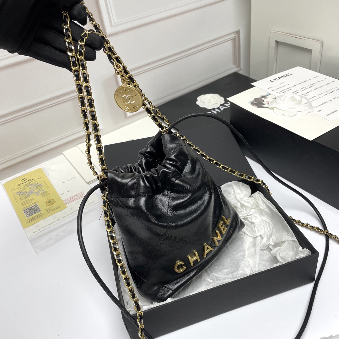 Ch**el 22 mini handbag