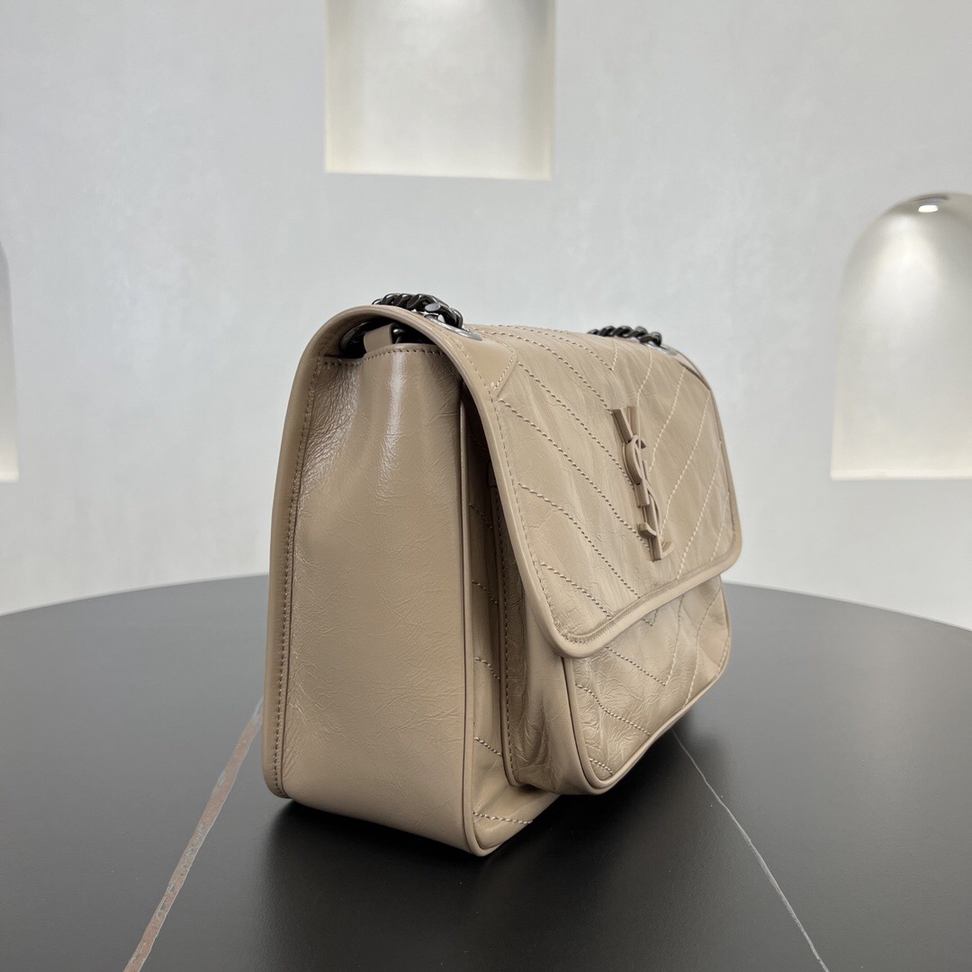 Y51 Sa1nt Lau*nt Medium(HIGH-END GRADE)
