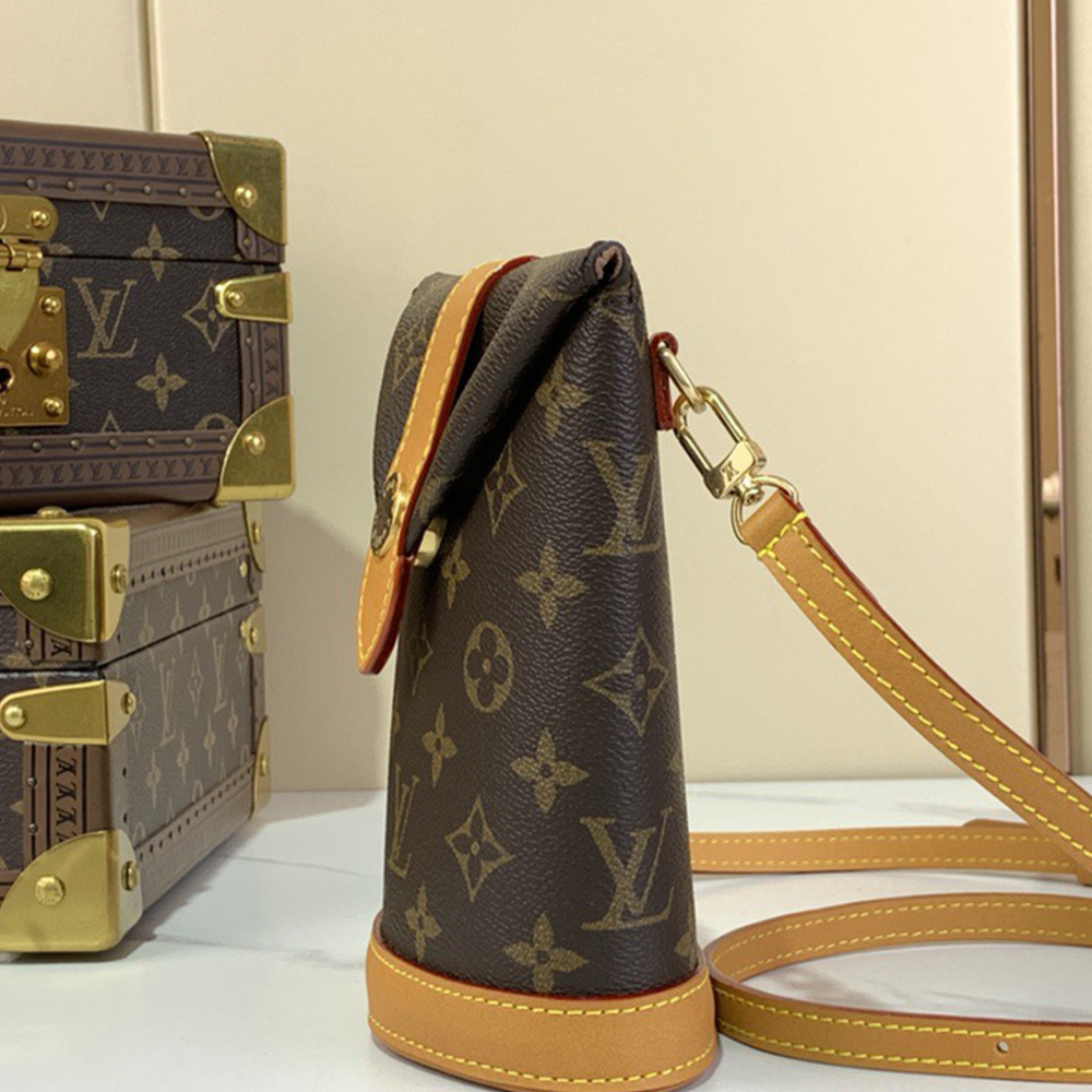 LV ENVELOPE POUCH BAG(HIGH-END GRADE)
