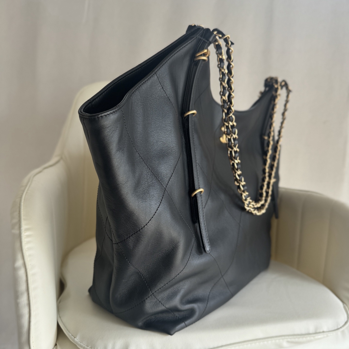 Ch**el Maxi Shopping Bag(HIGH-END GRADE)